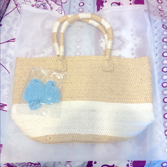 Altru straw bag - fun beach tote